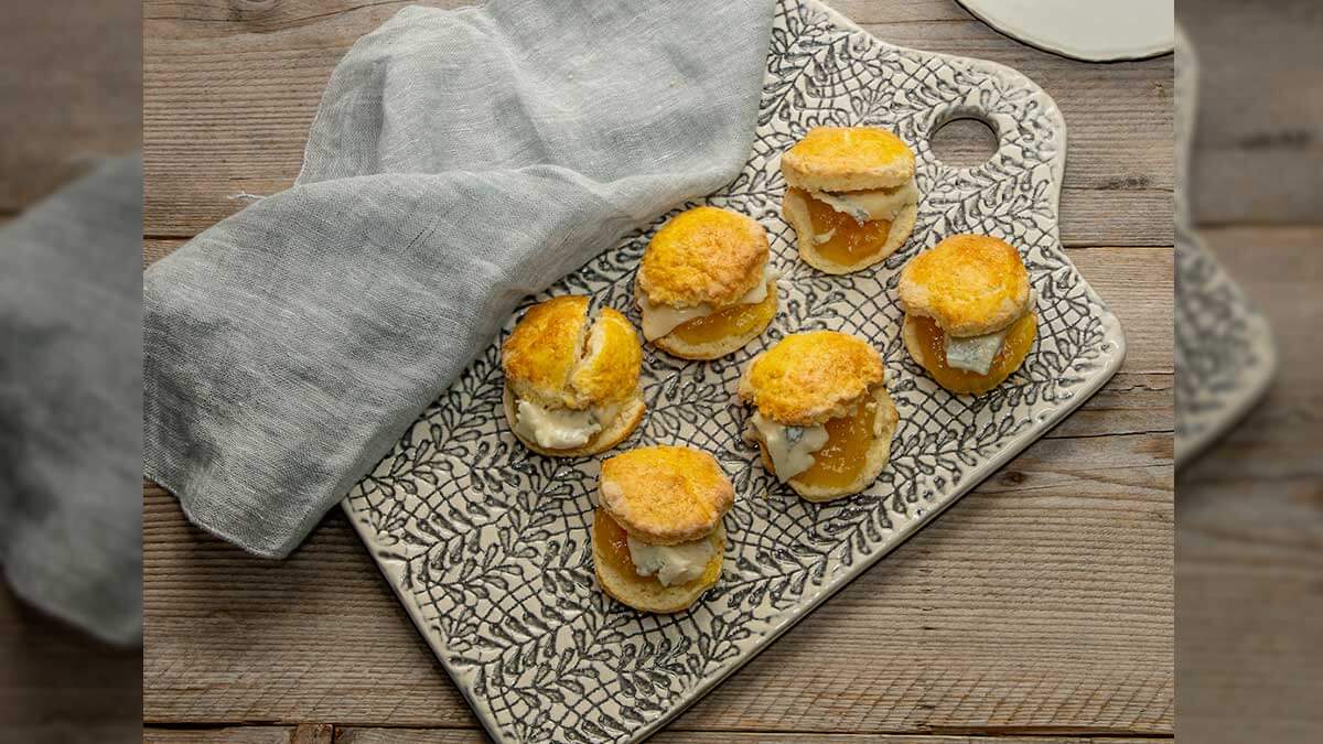Scones served with sweet gorgonzola and orange marmalade - Gorgonzola DOP