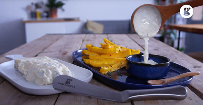Polenta Chips with Gorgonzola PDO Sauce - Gorgonzola DOP