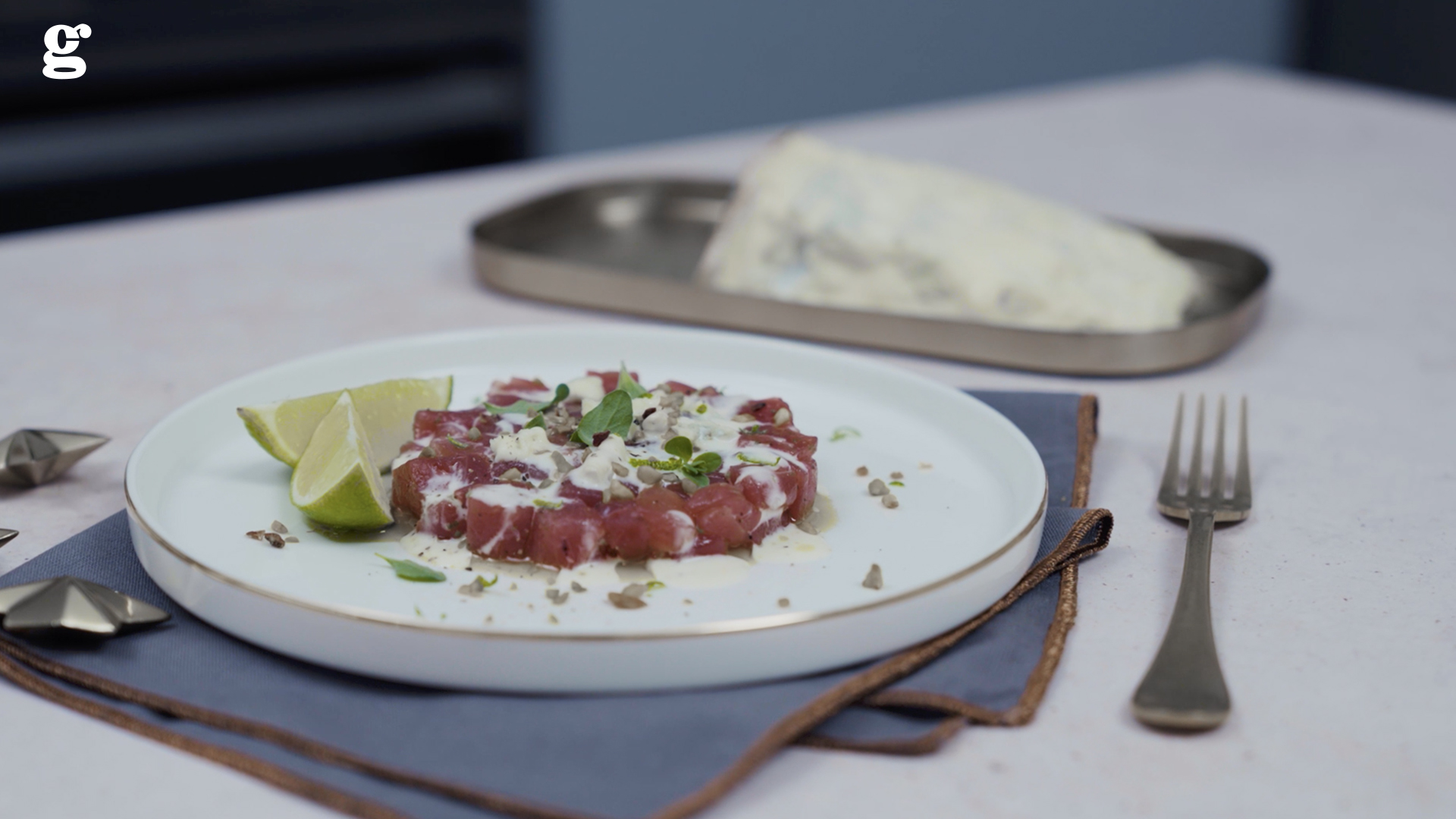 Tuna tartare with Gorgonzola Pdo sauce - Gorgonzola DOP