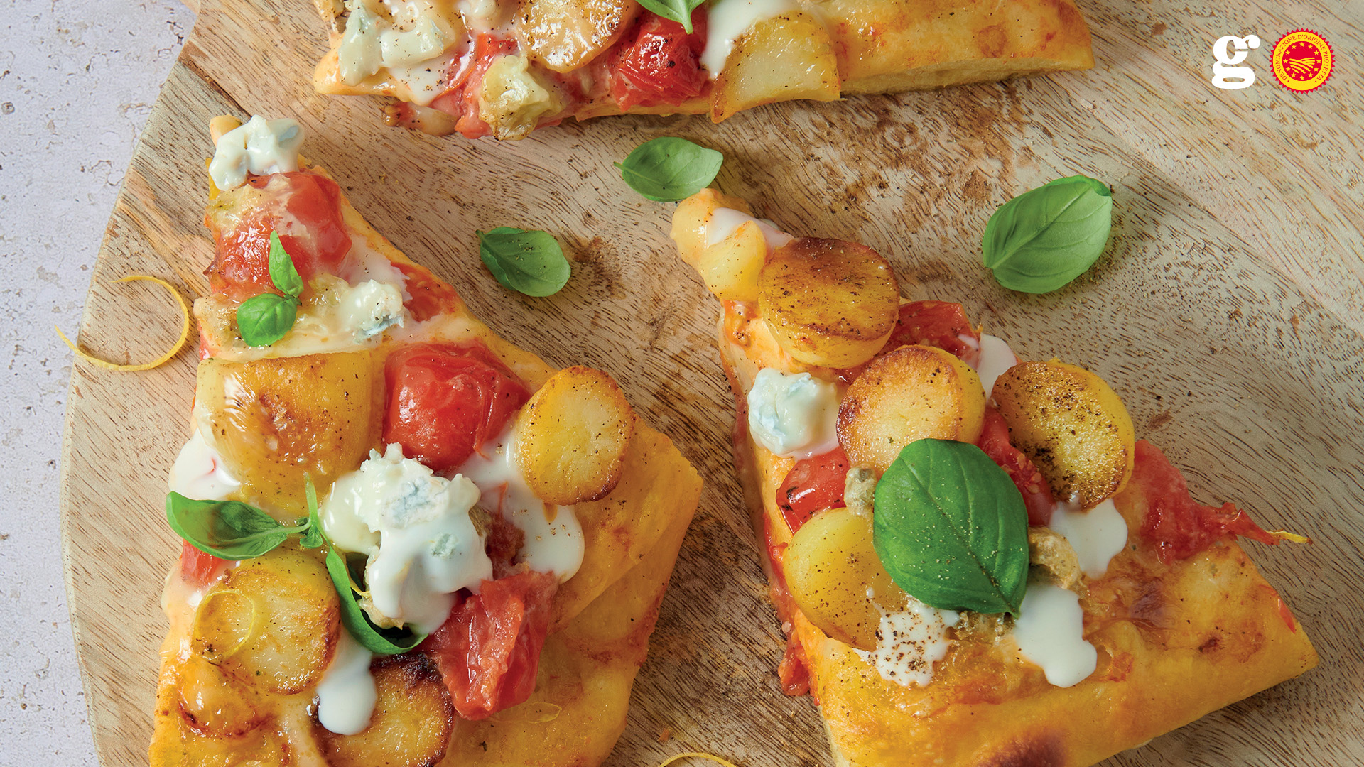 White Focaccia with Gorgonzola PDO, tomatoes and potatoes - Gorgonzola DOP