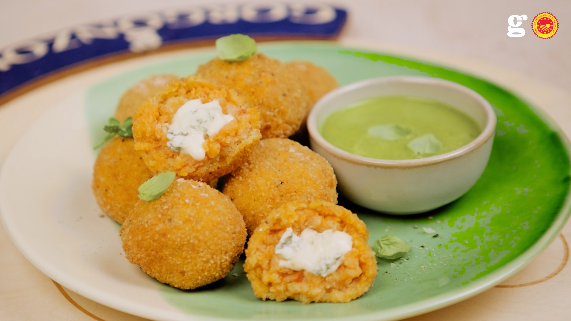 TOMATO MUSH PATTIES WITH SPICY GORGONZOLA PDO - Gorgonzola DOP