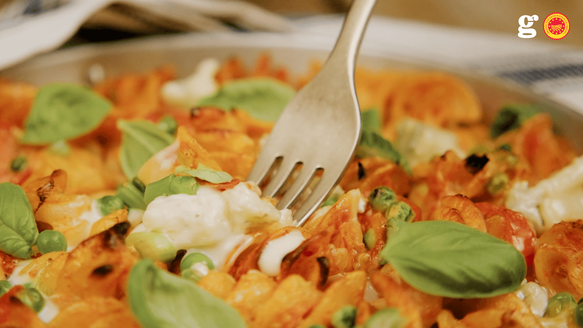 Pasta omelette with gorgonzola pdo